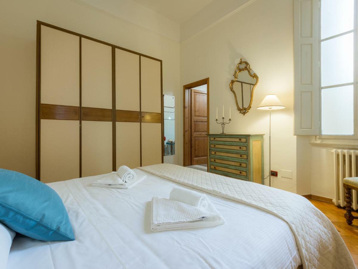 Colonna Apartment ฟลอเรนซ์ ภายนอก รูปภาพ